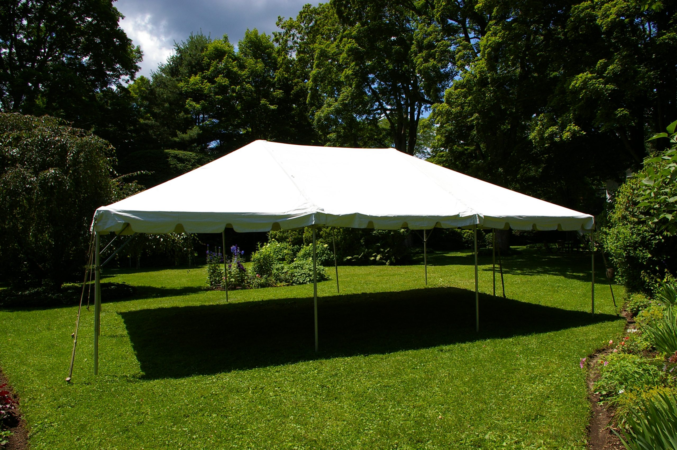 30 x 30 Frame Tent - Bounce house Rentals, Party Rentals, Tent Rentals, Dayton